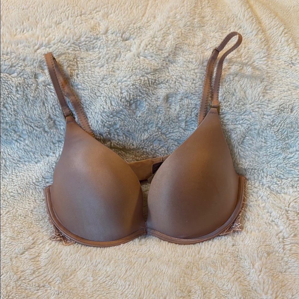 Victoria’s Secret Light Brown Plunge Push Up Bra